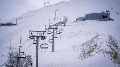 Palandöken sezonu açıyor: Biriktirilen karlar ve suni karlama ile pistler hazır