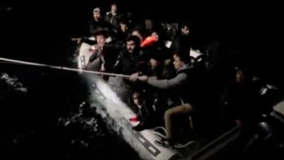 Muğla açıklarında 13'ü çocuk 29 düzensiz göçmen kurtarıldı