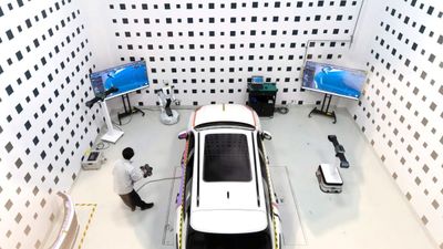 Geely,  dünyanın en büyük otomobil güvenlik test merkezini açtı