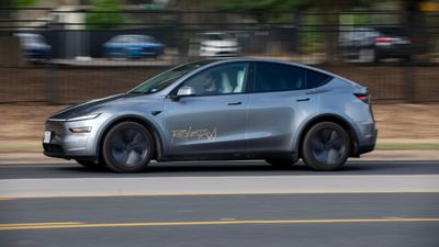 Elon Musk onayladı: Tesla için robotaksi süreci resmen başlıyor