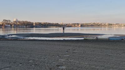 Tekirdağ’da deniz suyu yaklaşık 20 metre çekildi