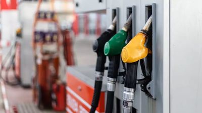 İndirim geldi, tabela güncellendi: 17 Aralık benzin, motorin ve LPG fiyatları