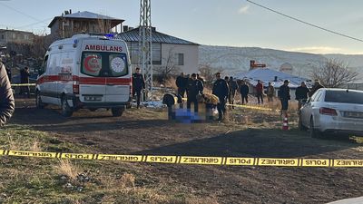 Kayseri'de husumetlisi tarafından vurulan adam öldü, oğlu ve yeğeni yaralı