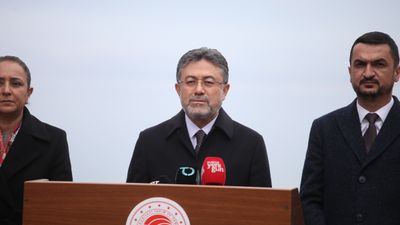 İbrahim Yumaklı: Burdur Gölü'ne 5 yılda 5,8 milyar liralık yatırım yapacağız