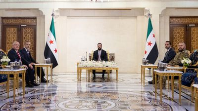 Hakan Fidan, Yaşar Güler ve İbrahim Kalın, Ahmed Şara ile görüştü