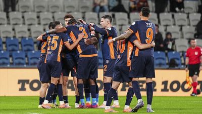 Başakşehir’den Burak Yılmaz'ın döndüğü Gaziantep'e 5 gol