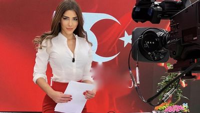 Ela Rümeysa Cebeci'nin eski hali dikkat çekti: Estetikten öncesi...