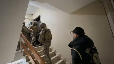 İstanbul'da iş yerlerini kurşunlayan çeteye operasyon: 8 gözaltı