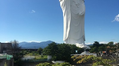 100 metrelik Japon işi heykel: Sendai Daikannon