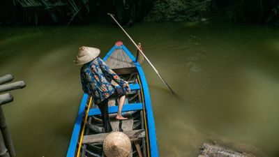 Mekong Deltası kanallarında tekne turu