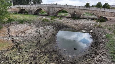 Tunca Nehri'nde su akışı tamamen durdu