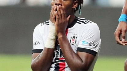 4 büyüklerde sözleşmesi biten oyuncular