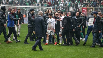 Bursaspor ve Amedspor arasındaki olaylı maç