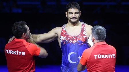 Taha Akgül, 2024 Paris Olimpiyatları için altın madalya sözü verdi