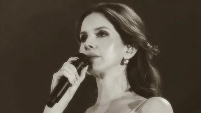 ABD'li şarkıcı Lana Del Rey'den Filistin'e destek
