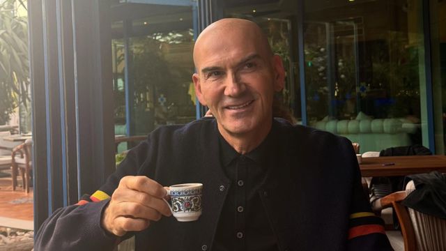 Şarkıcı Altay'ın sahne ritüelleri