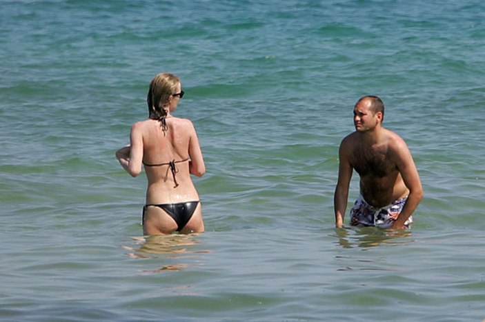 Eva Herzigova hala dipdiri