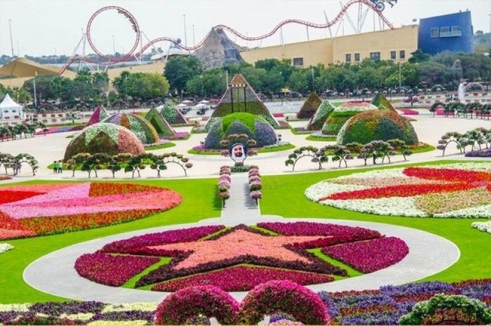 Dünyanın en büyük çiçek bahçesi