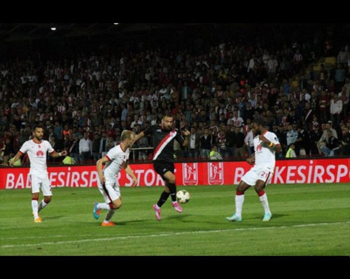 Balıkesirspor - Galatasaray maçından kareler