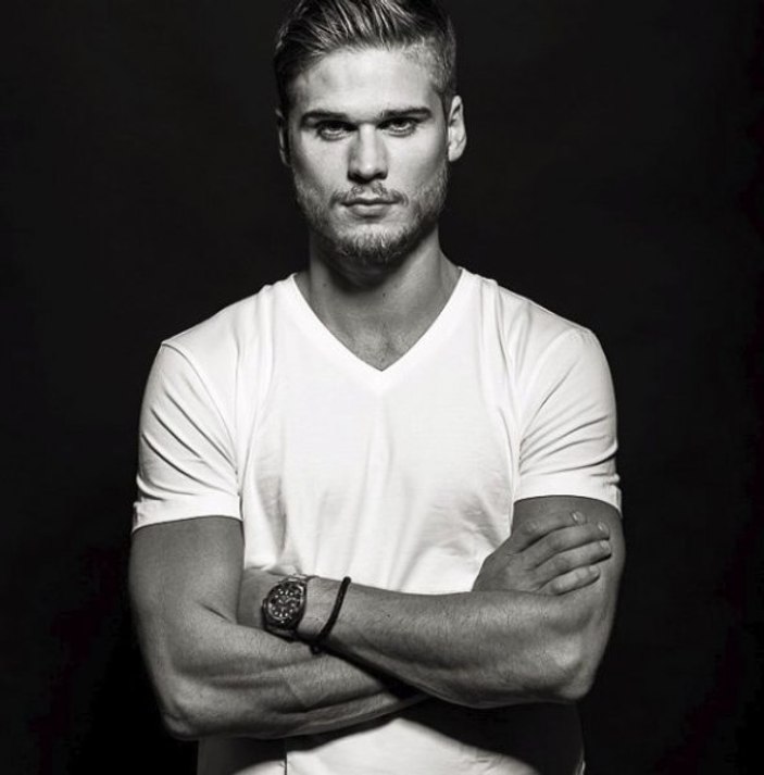 İzlanda Milli Takımı oyuncusu Rurik Gislason'a büyük ilgi 