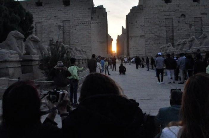 Karnak Tapınağı'na 'kış güneşi' vurdu