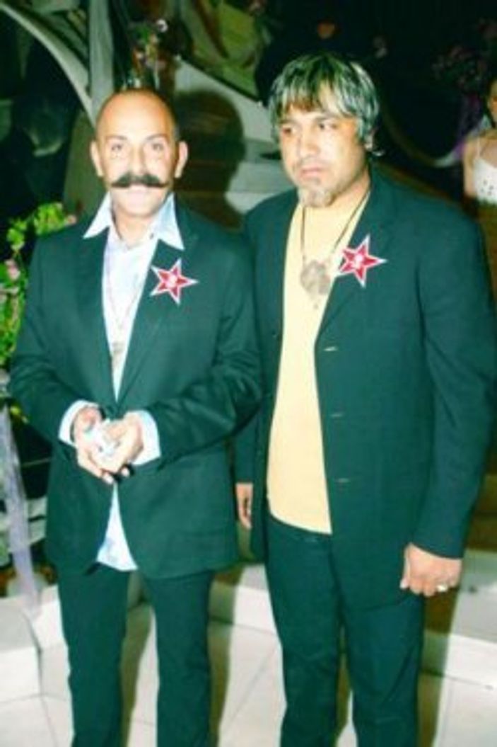Cemil İpekçi ve sevgilisi Bekir Coşar - Magazin haberleri