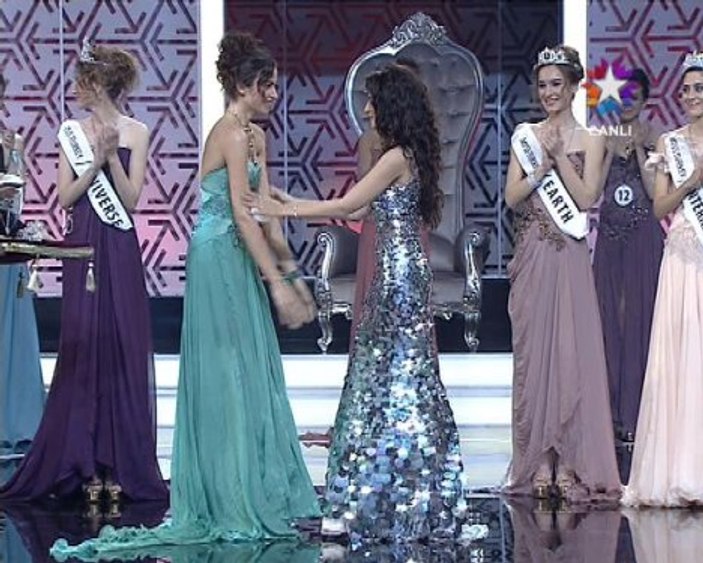 Miss Turkey 2012 güzeli Açelya Samyeli Danoğlu