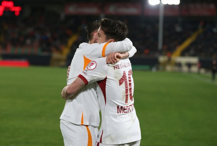 Galatasaray, çeyrek finalde