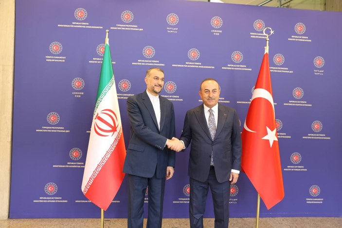 Mevlüt Çavuşoğlu, İranlı mevkidaşıyla görüştü