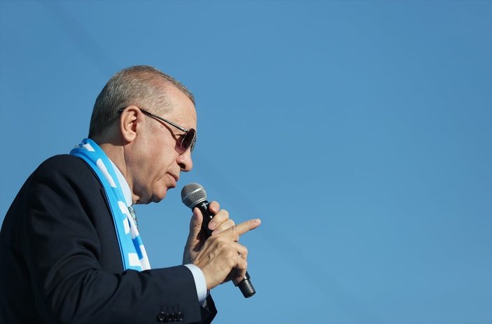 Cumhurbaşkanı Erdoğan'dan Miçotakis'e: Çılgın Türkler yürür bilesin