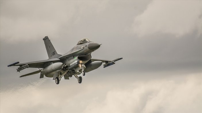 Hollanda Ukrayna'ya F-16 verebilir