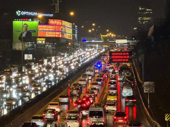 İstanbul’da sömestir trafiği: Yoğunluk yüzde 89