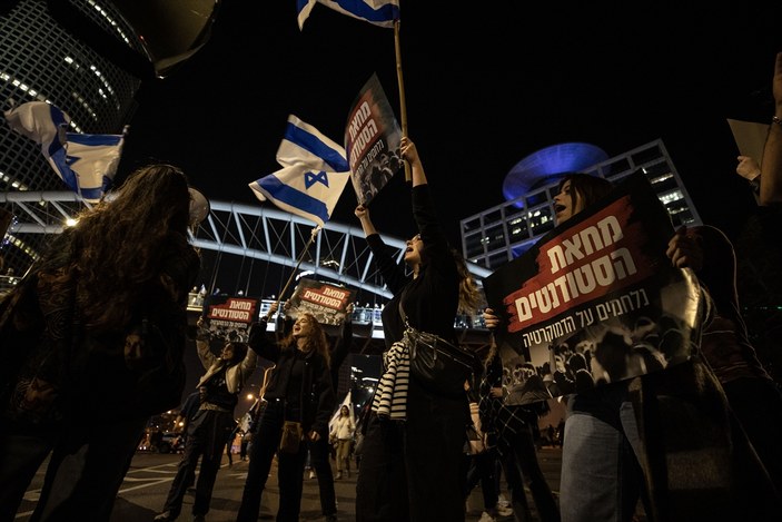 İsrail'de hükümet karşıtı protestolar sürüyor