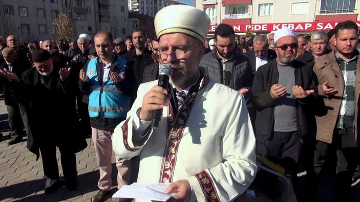 Yozgat’ta vatandaşlar kar ve yağmur duasına çıktı