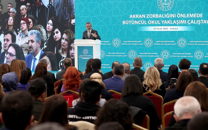 Mahmut Özer: Öğretmen atamalarında rehber öğretmenlere öncelik vereceğiz