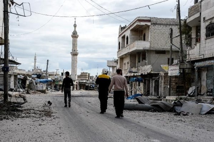 İdlib'e saldırılar devam ediyor