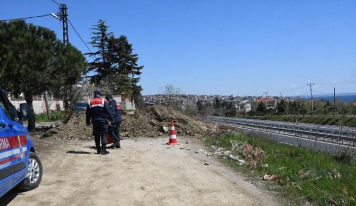Tekirdağ'dan İstanbul'a giden ara yollar, toprak yığınlarıyla kapatılıyor -7