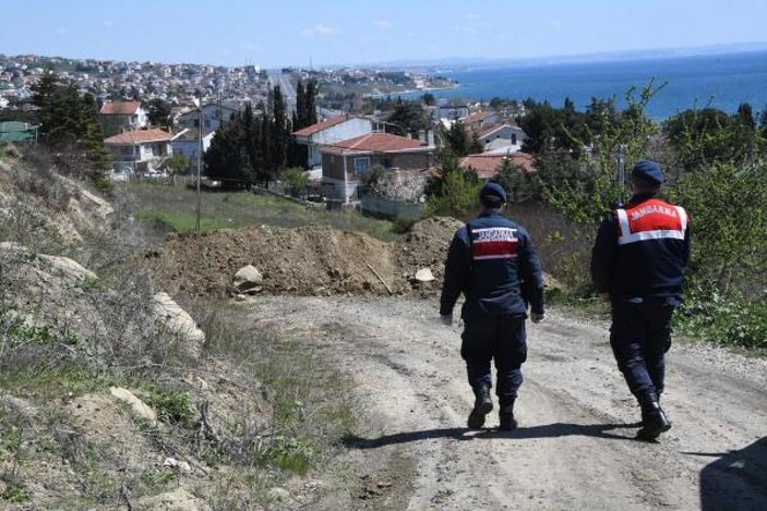 Tekirdağ'dan İstanbul'a giden ara yollar, toprak yığınlarıyla kapatılıyor -10