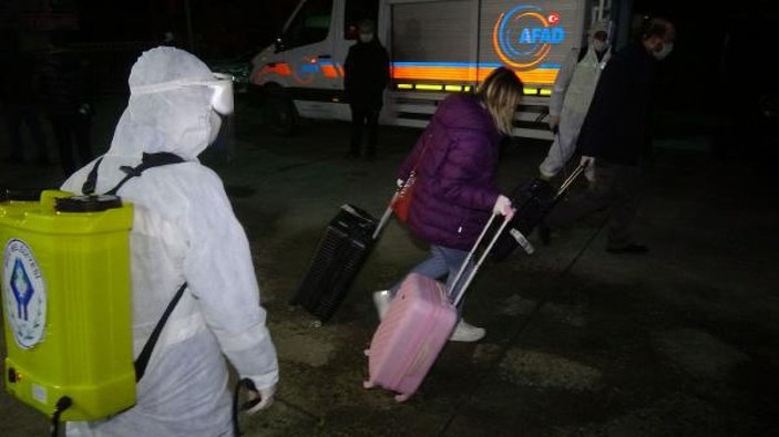 Ukrayna'dan getirilen 180 kişi, Rize'de karantinaya alındı -8