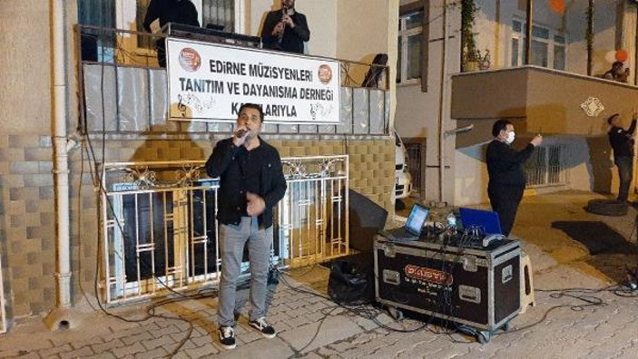 Edirne'de sosyal mesafeli Ramazan fasılı