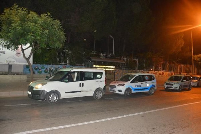 Adana'da ehliyetsiz genç, polisten 25 kilometre kaçabildi
