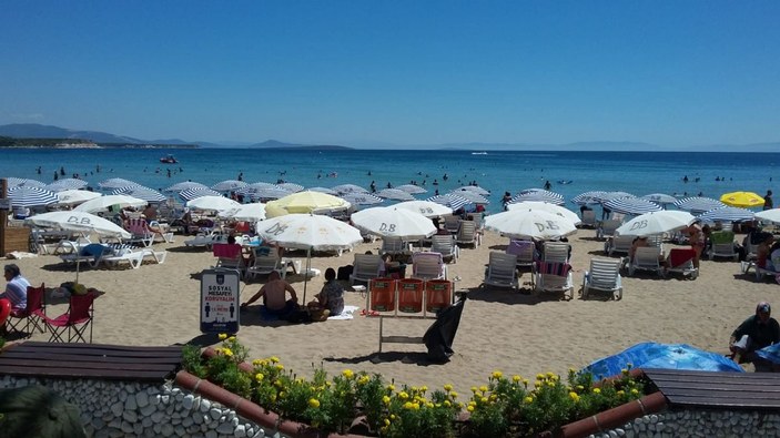Aydın plajları sezonun son günlerinde yüzde yüz doluluk yaşadı -7