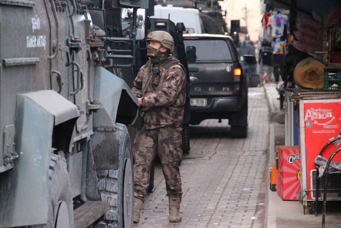Diyarbakır'da, özel harekat destekli narko-terör operasyonu -8