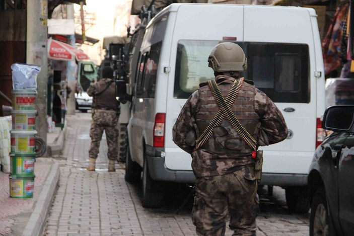 Diyarbakır'da, özel harekat destekli narko-terör operasyonu -2