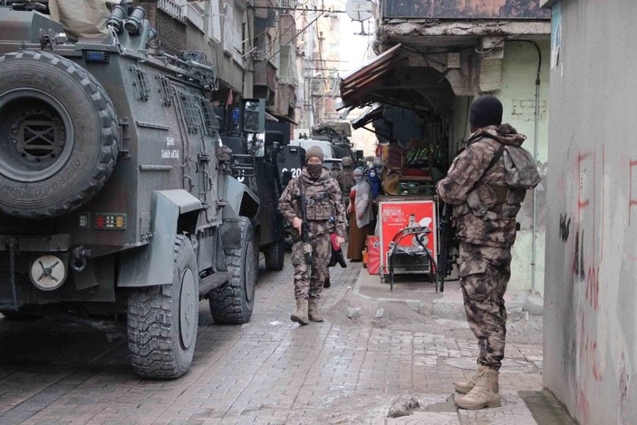 Diyarbakır'da, özel harekat destekli narko-terör operasyonu -4