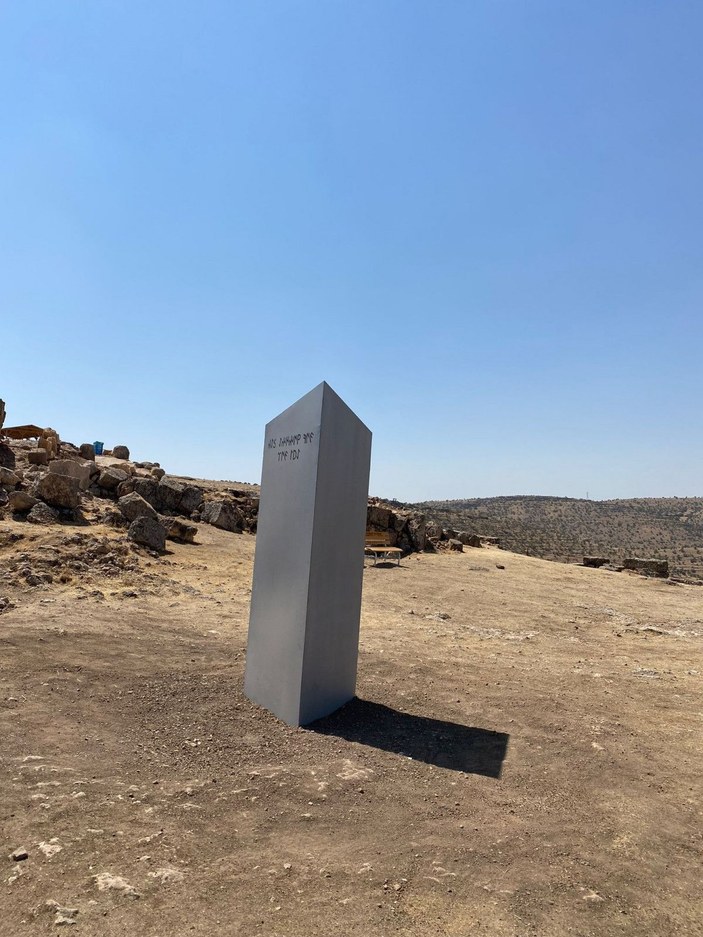 'Gizemli monolit' bu kez tarihi Zerzevan'da ortaya çıktı -1