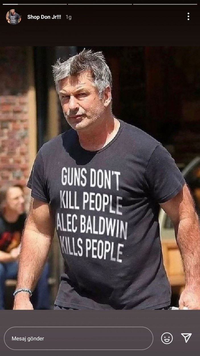 Donald Trump’ın oğlu, Baldwin’in olayıyla ilgili tişörtleri satmaya başladı -3