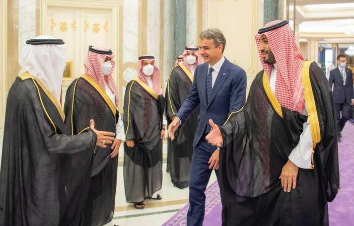 Suudi Arabistan Veliaht Prensi Selman, Yunanistan Başbakanı Miçotakis ile bir araya geldi -3