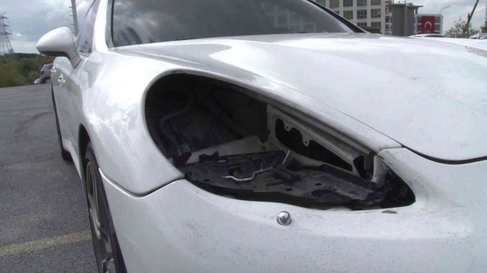 Beykoz’da hırsızlar lüks otomobillerin farlarına dadandı -4