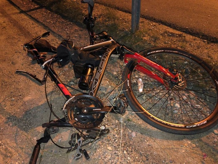 Antalya’da iki arkadaşın bisikletli yolculuğu ölümle sonuçlandı: 2 ölü -3